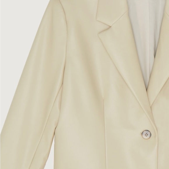 OAK+FORT Vegan leather blazer made in a relaxed fit and has a buttery soft feel. - Picture 3 of 6